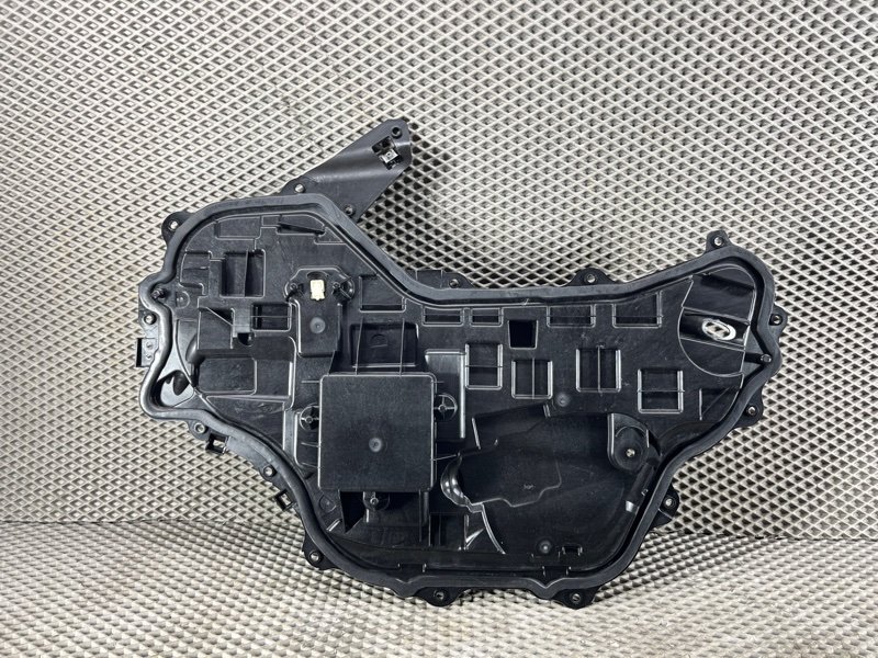 Панель двери Land Rover Range Rover Sport (L461, 2024г.)