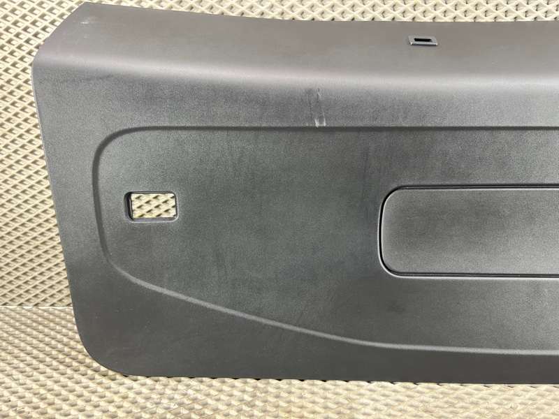 Обшивка двери багажника Land Rover Range Rover Sport (L461, 2024г.)