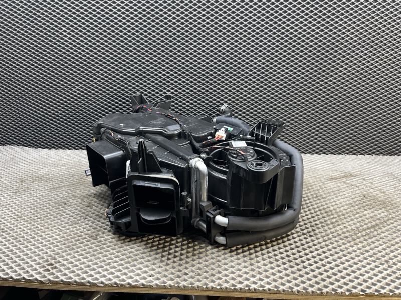 Печка салона задняя Land Rover Range Rover (L405, 2019г.)