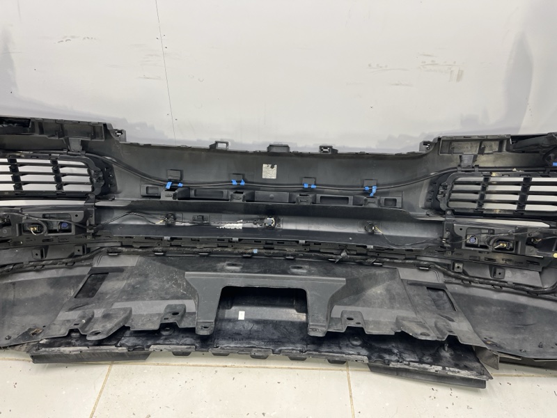 Бампер Land Rover Range Rover (L405, 2016г.)