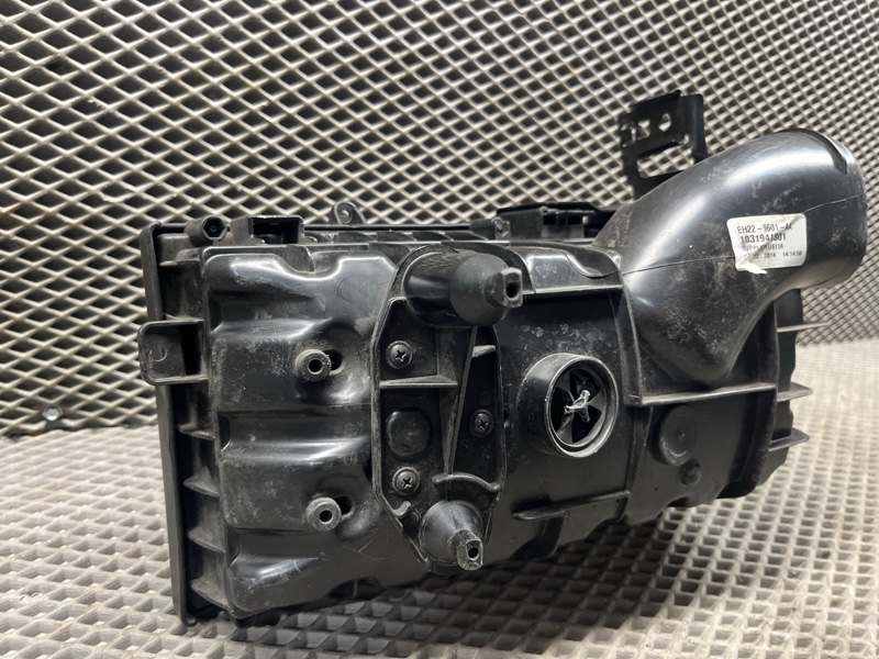 Корпус воздушного фильтра Land Rover Discovery 4 (L319, 2015г.)