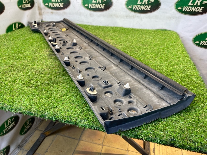 Накладка двери Land Rover Range Rover (L405, 2020г.)