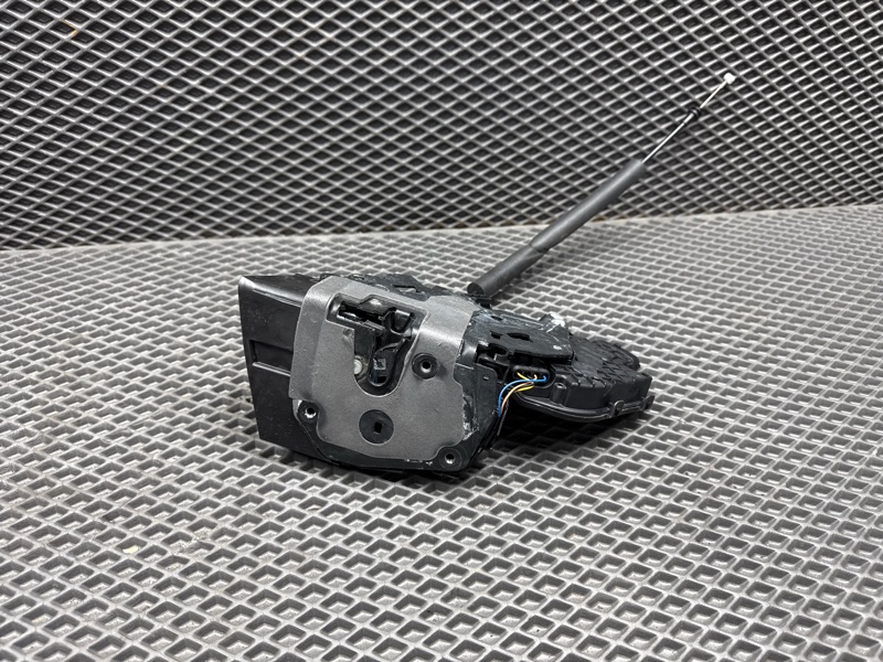 Замок двери Land Rover Range Rover Sport (L494, 2020г.)