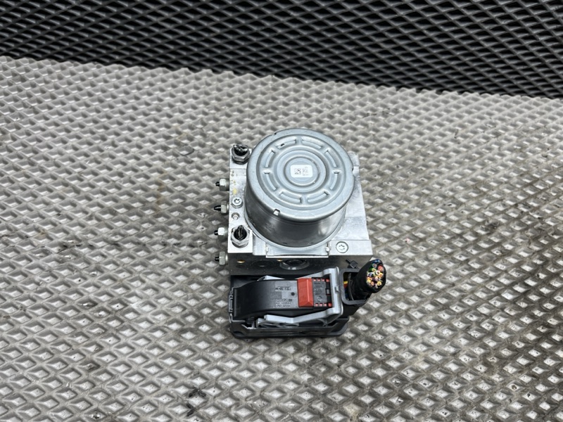 Блок ABS Land Rover Discovery Sport (L550, 2018г.)