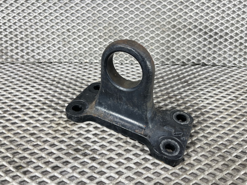 Петля буксировочная Land Rover Defender (L663, 2020г.)