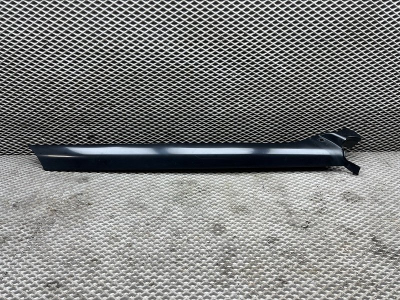 Накладка стойки лобового стекла Land Rover Range Rover Sport (L320, 2012г.)