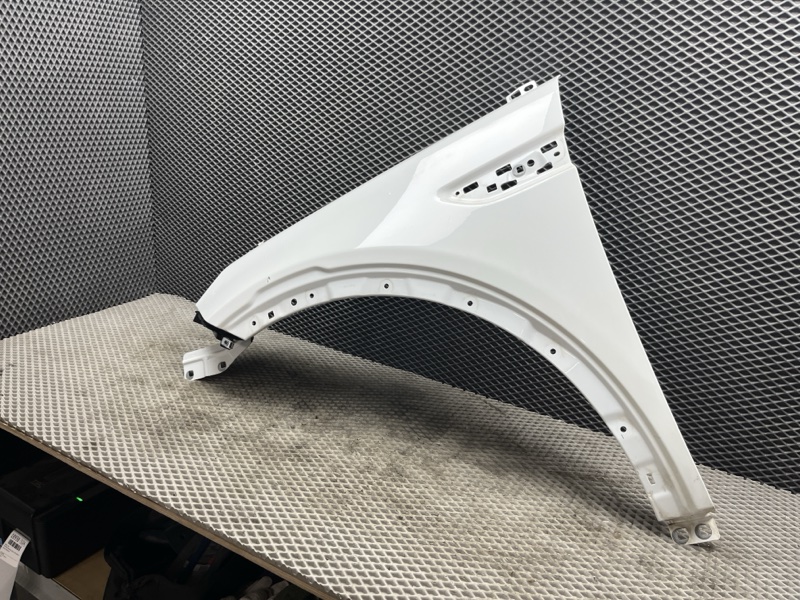 Крыло Land Rover Discovery Sport (L550, 2018г.)