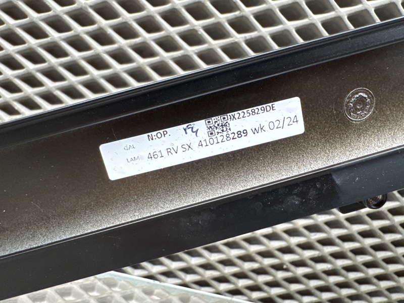 Форточка двери Land Rover Range Rover Sport (L461, 2024г.)
