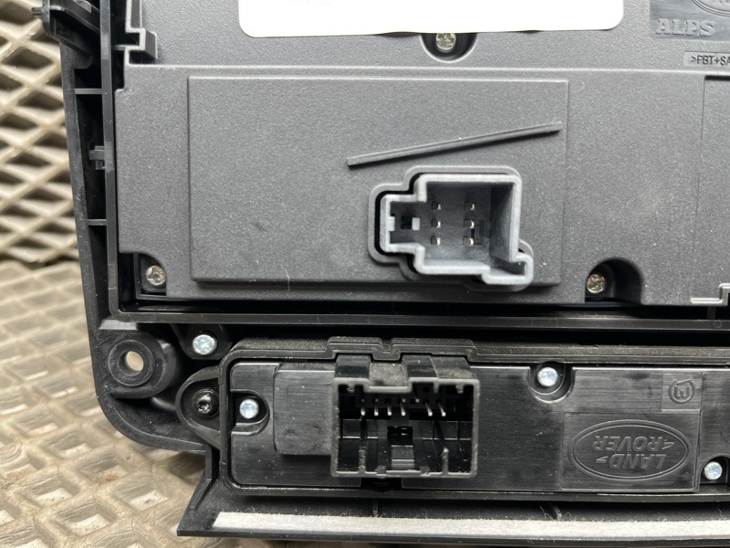 Блок управления климат-контролем Land Rover Discovery Sport (L550, 2017г.)