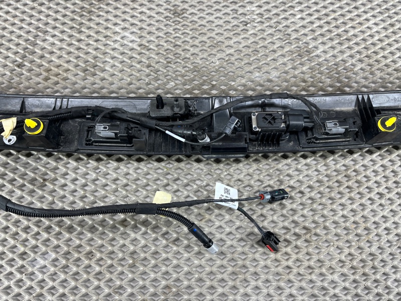 Накладка двери багажника Land Rover Range Rover Sport (L461, 2024г.)