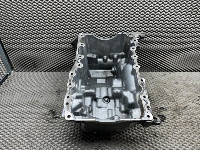 Поддон двигателя Land Rover Range Rover Sport (L494, 2017г.)