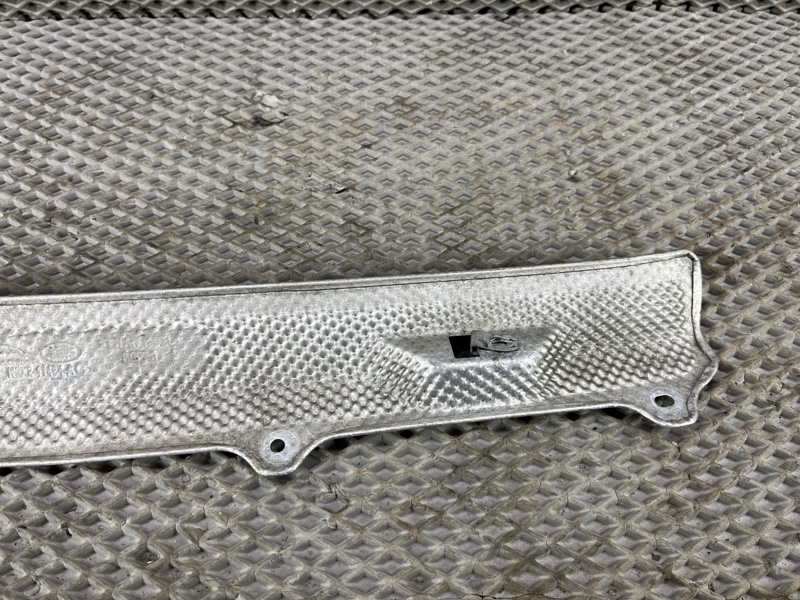 Тепловой экран Land Rover Range Rover Sport (L461, 2024г.)