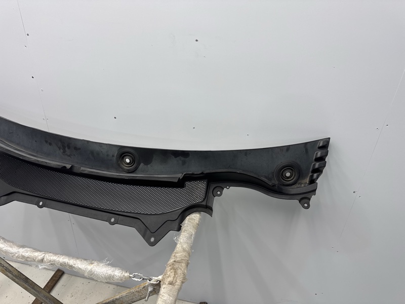 Жабо Land Rover Range Rover Sport (L494, 2020г.)