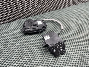 Замок багажника с доводчиком Land Rover Range Rover Sport (L494, 2021г.)