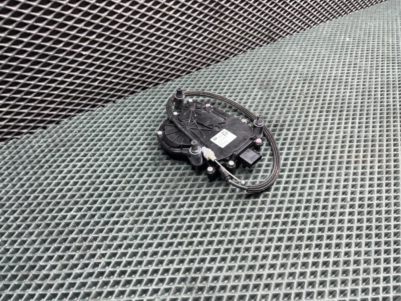Доводчик двери Land Rover Range Rover Sport (L494, 2021г.)