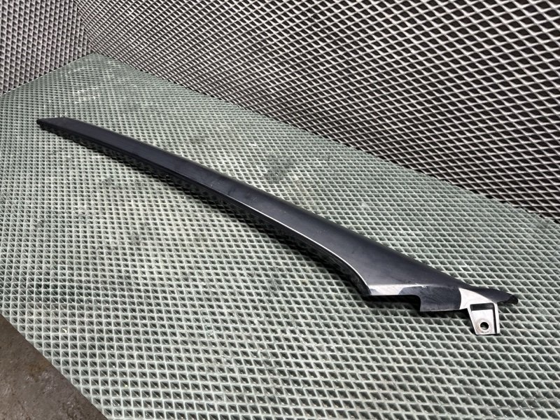Накладка стойки лобового стекла Land Rover Range Rover Evoque (L538, 2017г.)