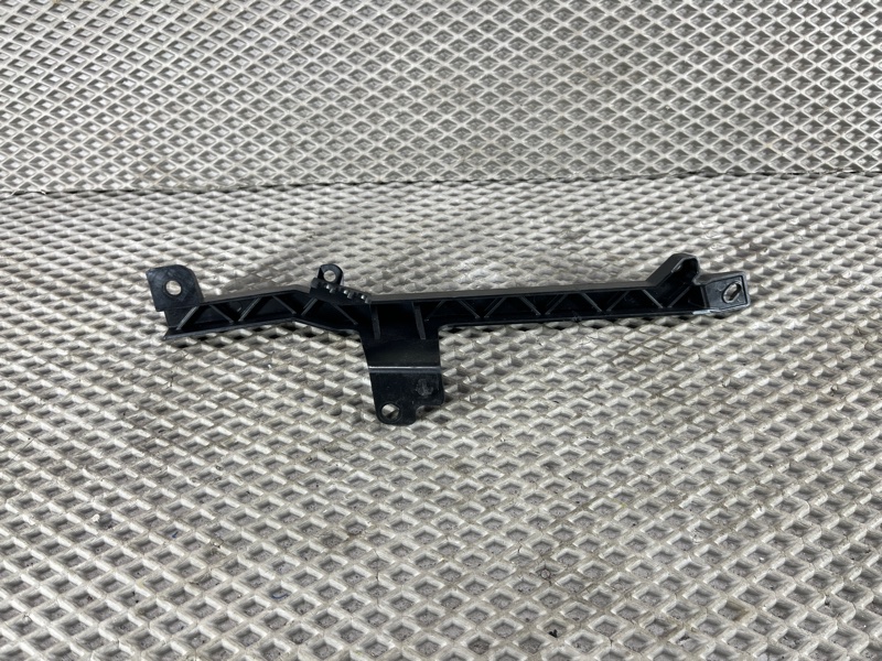 Кронштейн (крепление) Land Rover Range Rover Sport (L461, 2024г.)