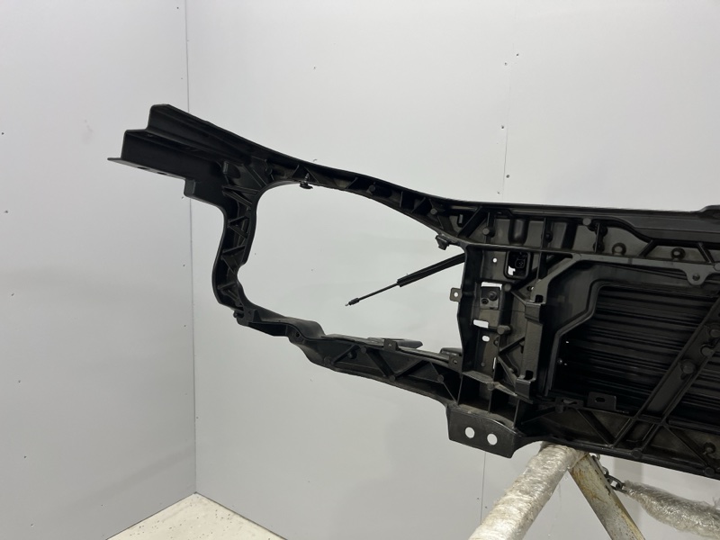Передняя панель (телевизор) Land Rover Range Rover Sport (L494, 2020г.)
