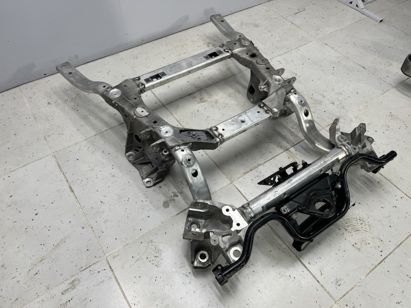 Подрамник Land Rover Range Rover (L405, 2019г.)