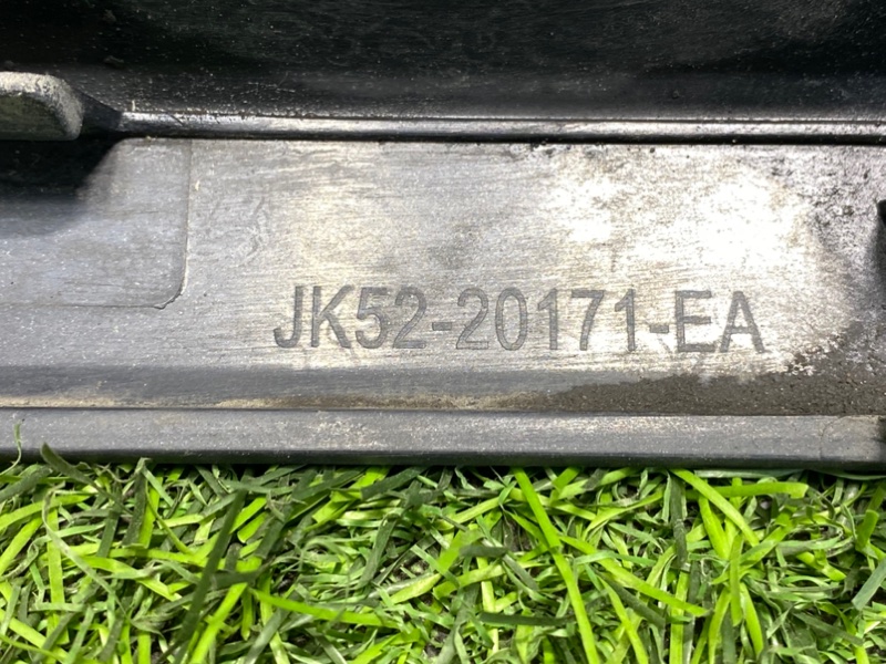 Накладка двери Range Rover Long (L405, 2018г.)