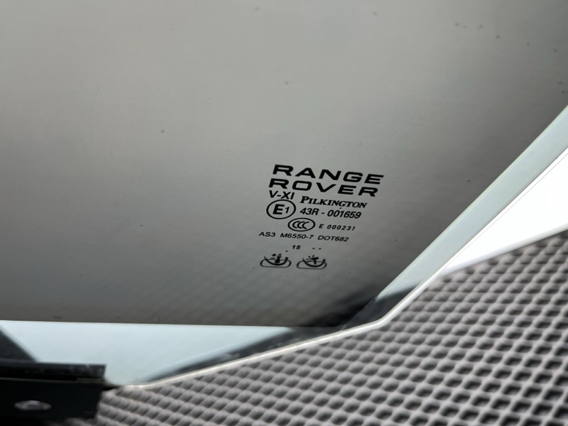 Стекло двери Land Rover Range Rover (L405, 2016г.)