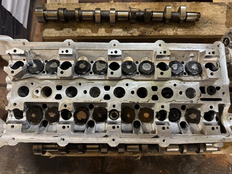 Головка блока цилиндров Land Rover Range Rover (L405, 2016г.)