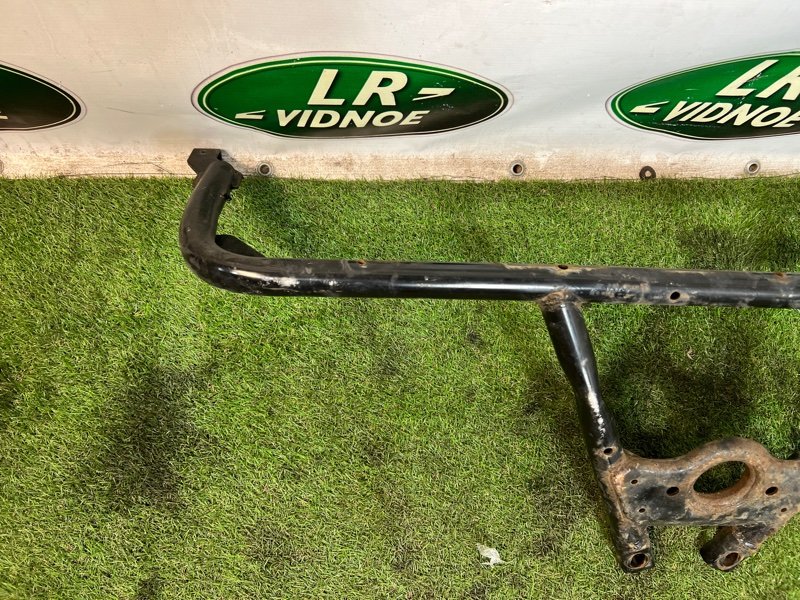 Балка под радиатор Land Rover Range Rover Velar (L560, 2018г.)
