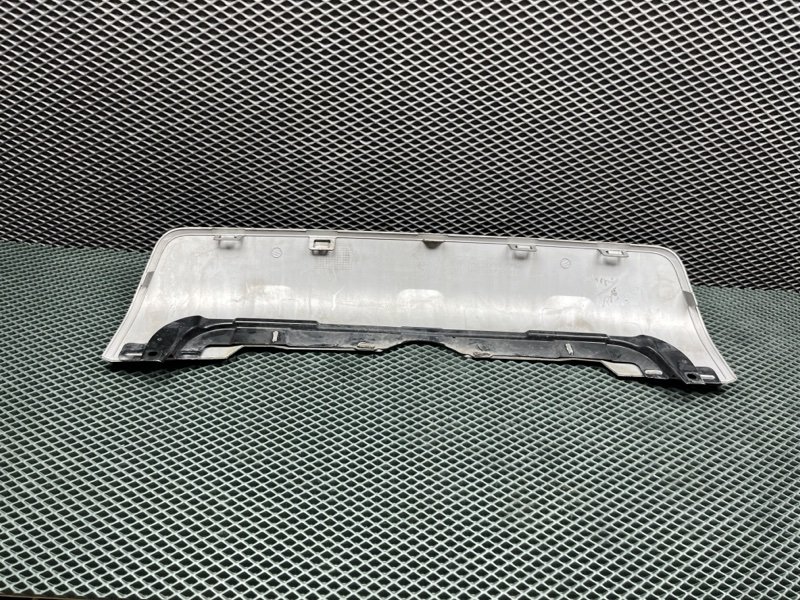 Накладка бампера Land Rover Discovery Sport (L550, 2017г.)