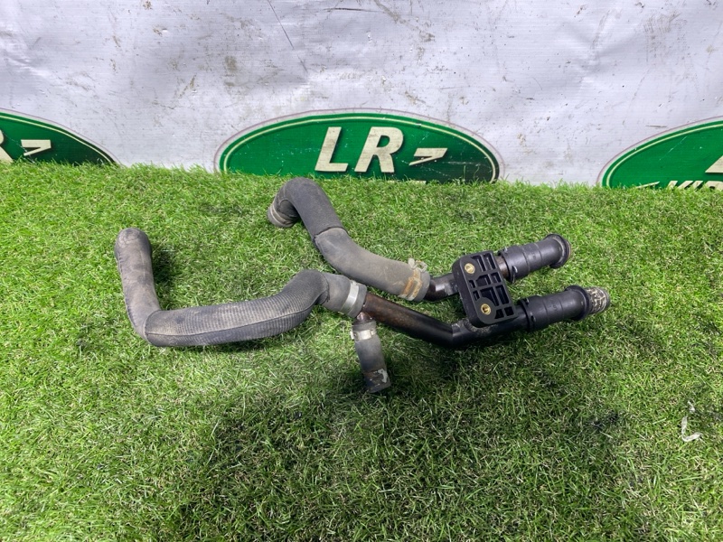 Патрубок системы охлаждения Land Rover Range Rover (L322, 2010г.)
