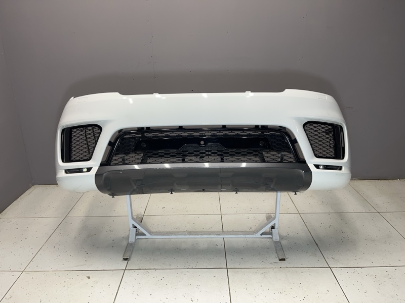 Бампер Land Rover Range Rover Sport (L494, 2021г.)