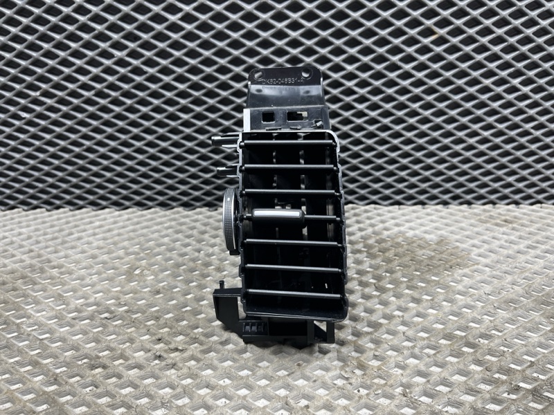 Дефлектор обдува салона Land Rover Range Rover Sport (L494, 2020г.)