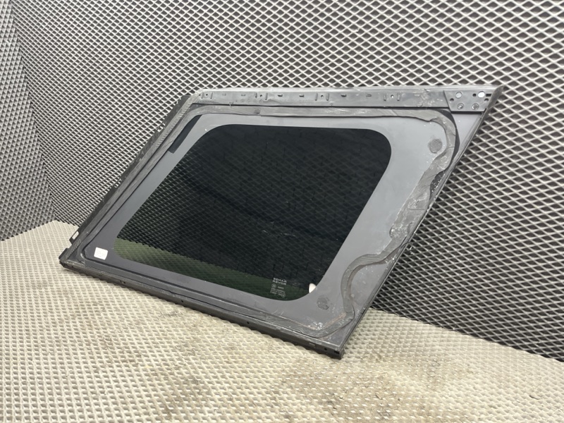 Стекло кузовное Land Rover Range Rover (L405, 2016г.)