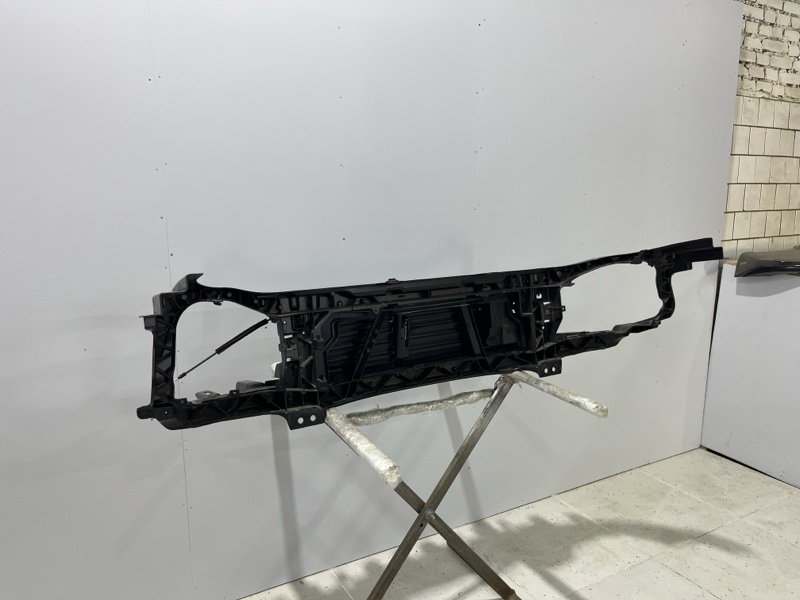 Передняя панель (телевизор) Land Rover Range Rover Sport (L494, 2020г.)