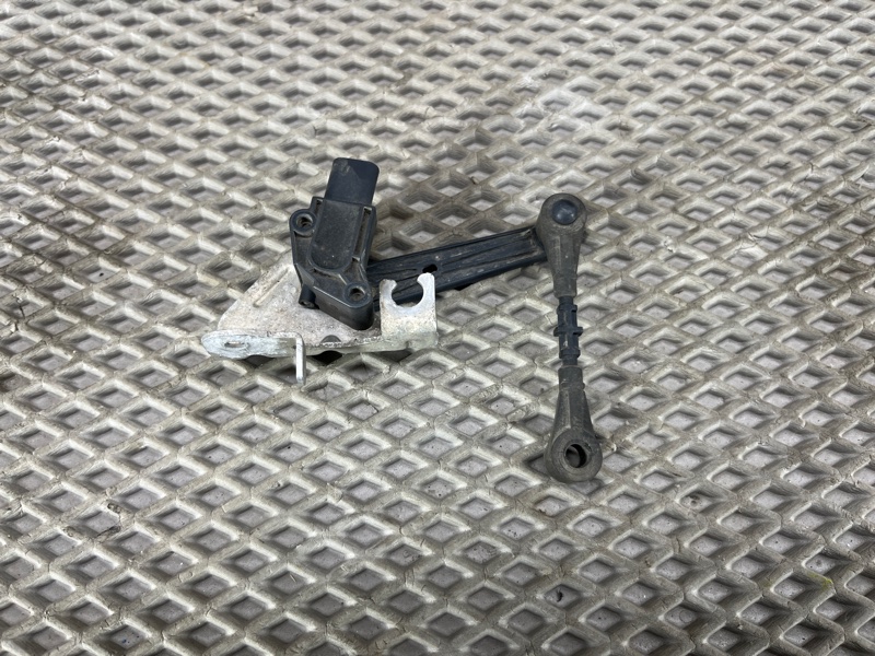 Датчик высоты Land Rover Range Rover Sport (L461, 2024г.)