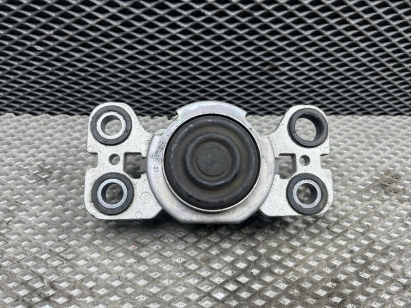 Опора двигателя Land Rover Discovery Sport (L550, 2016г.)