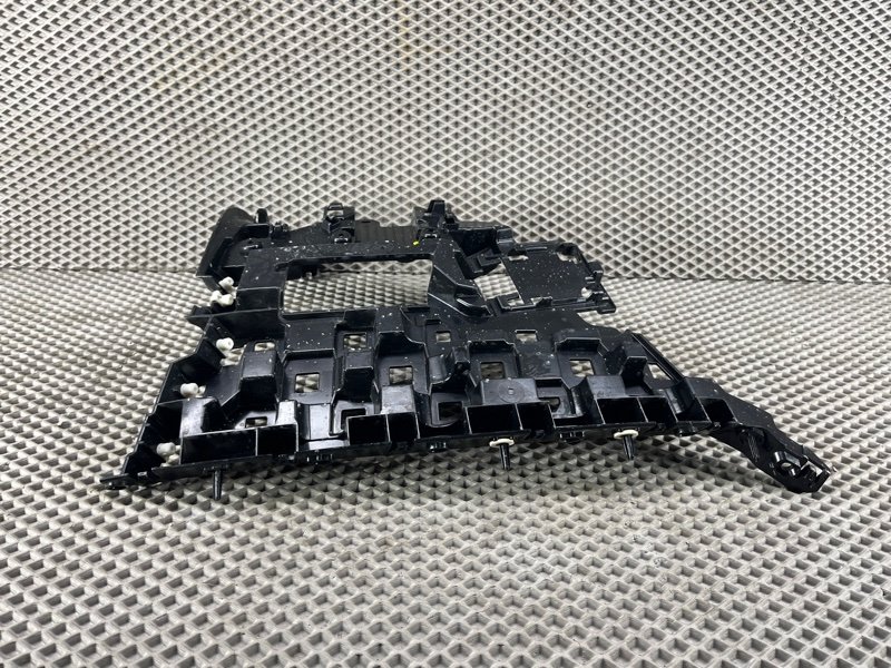 Кронштейн бампера Land Rover Range Rover Sport (L461, 2024г.)
