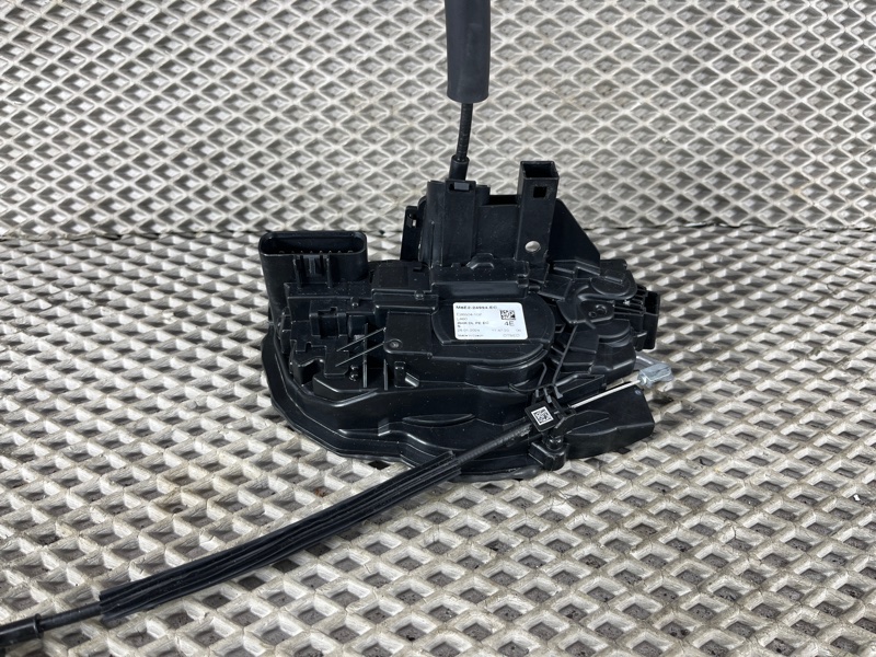 Замок двери Land Rover Range Rover Sport (L461, 2024г.)