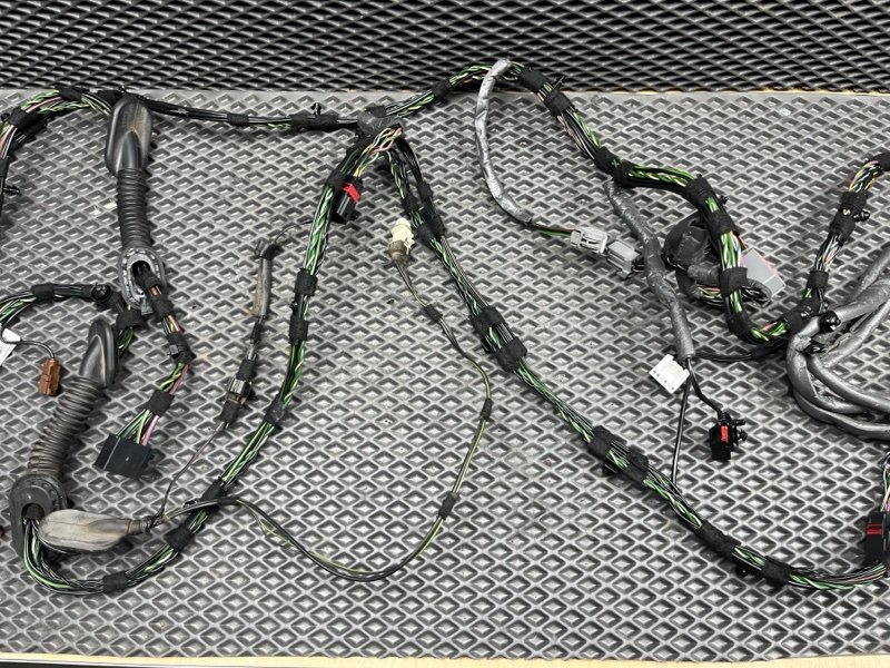 Проводка крышки багажника Land Rover Range Rover Sport (L320, 2012г.)