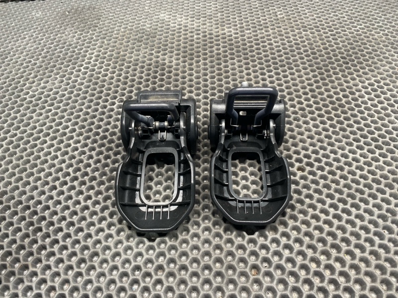 Замок капота Jeep Wrangler (JL, 2025г.)