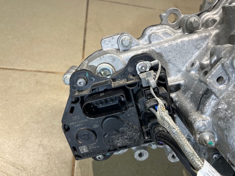 Раздаточная коробка Land Rover Range Rover Sport (L461, 2024г.)