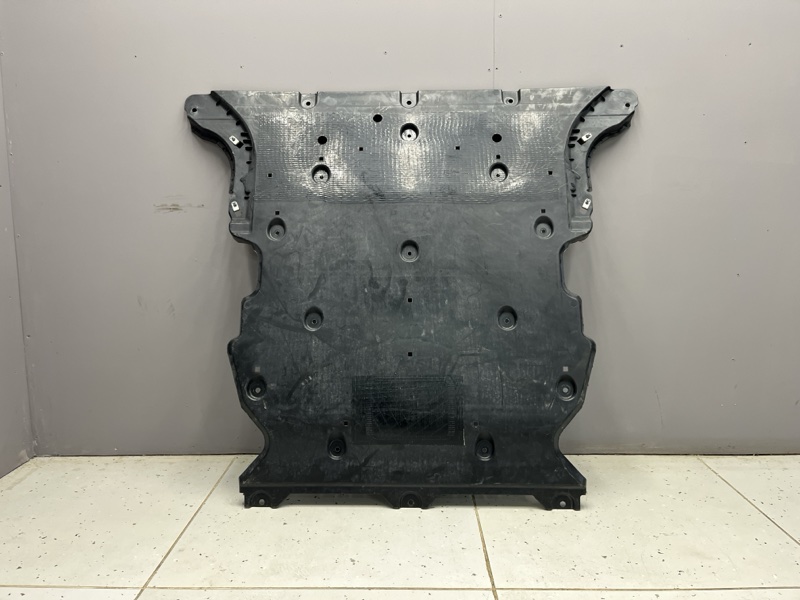 Защитный пластик днища Land Rover Range Rover Sport (L461, 2025г.)