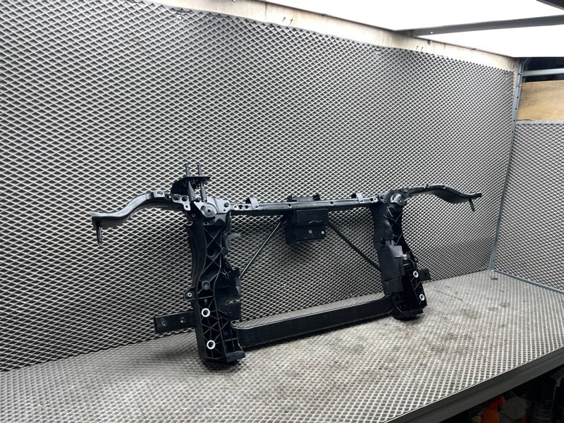 Передняя панель (телевизор) Jeep Wrangler (JL, 2025г.)