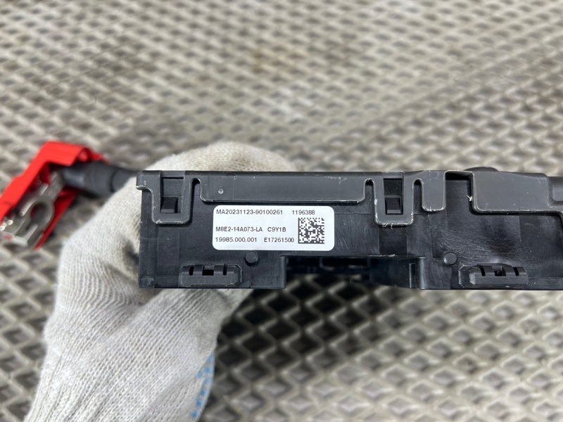 Клемма аккумулятора плюсовая Land Rover Range Rover Sport (L461, 2024г.)