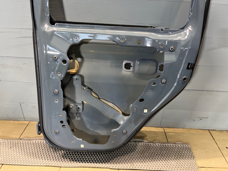 Дверь Jeep Wrangler (JL, 2025г.)