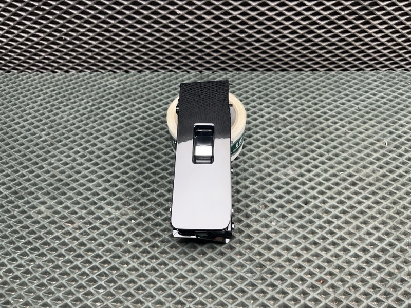 Кнопка стеклоподъемника Land Rover Range Rover Sport (L461, 2025г.)