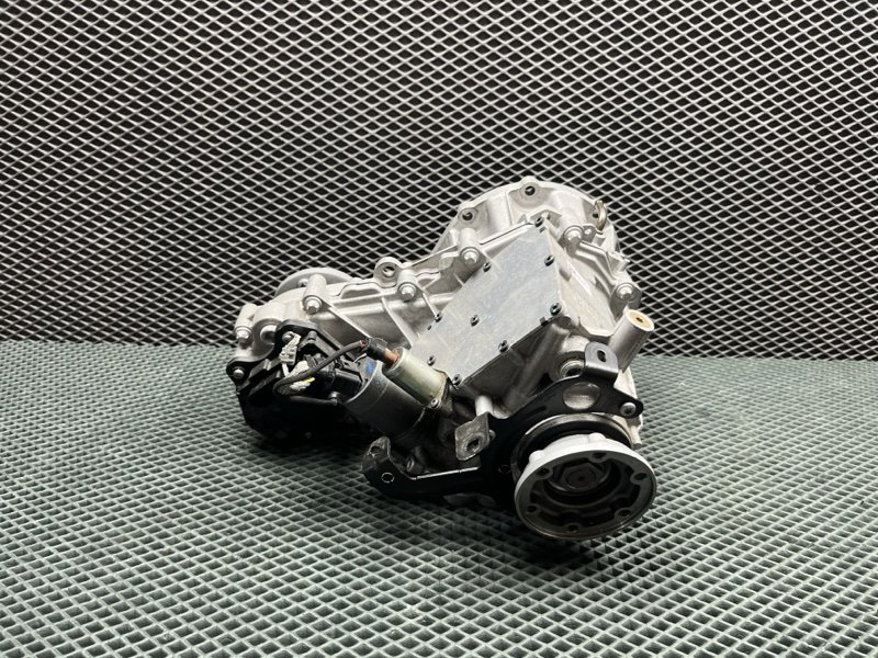 Раздаточная коробка Land Rover Range Rover Sport (L461, 2025г.)