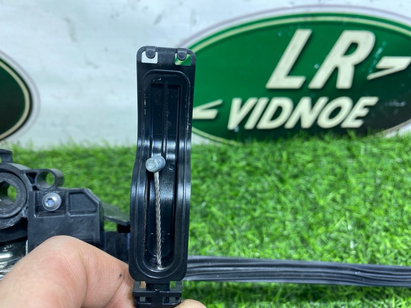 Ручка двери Land Rover Range Rover Sport (L461, 2023г.)