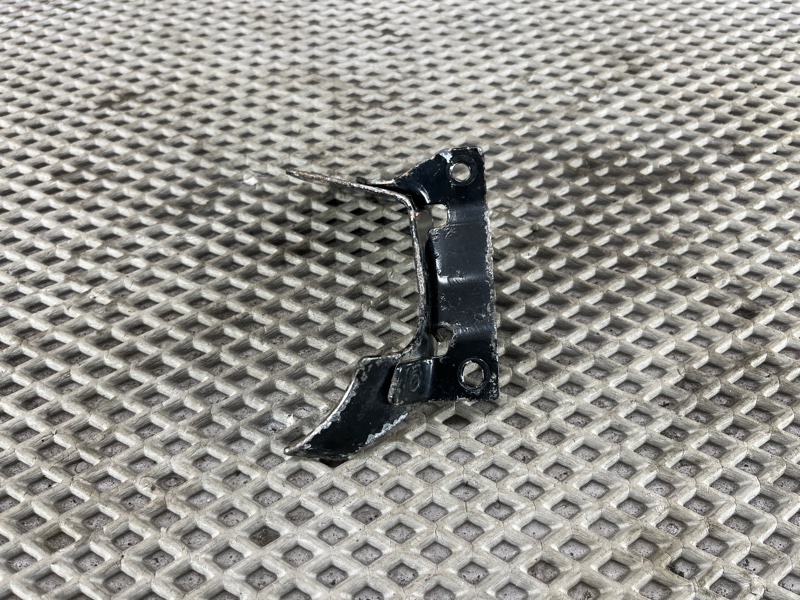 Пыльник тормозного диска Land Rover Defender (L663, 2020г.)