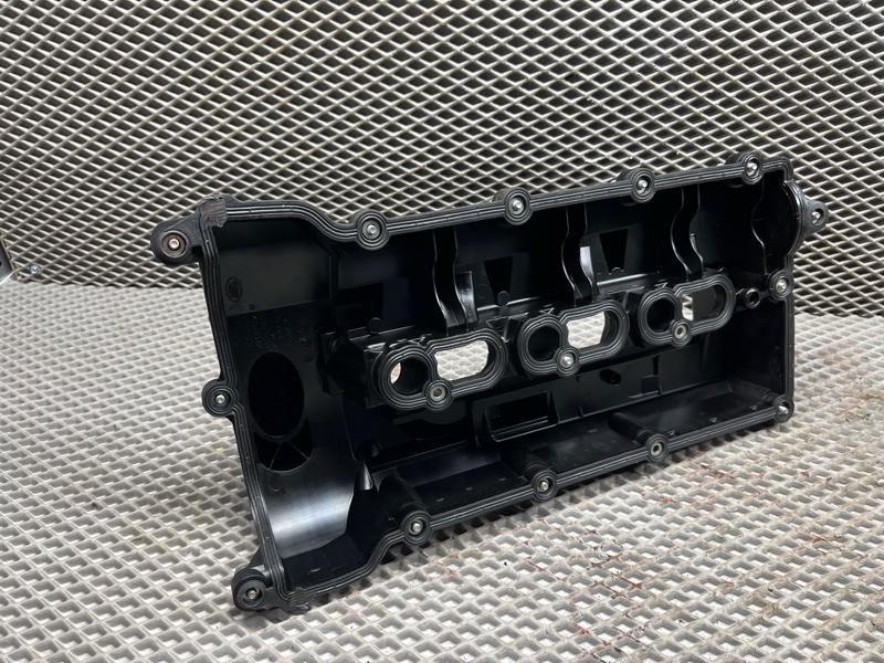 Клапанная крышка Land Rover Discovery 4 (L319, 2015г.)