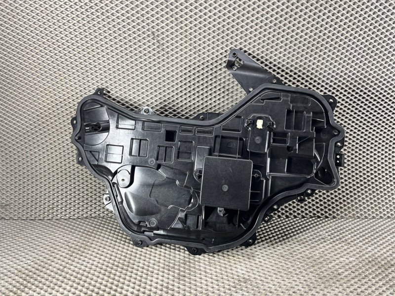 Панель двери Land Rover Range Rover Sport (L461, 2024г.)